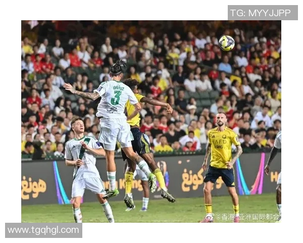 当足球巨星集体上演花式摔倒与神奇庆祝的爆笑瞬间